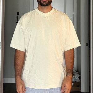 H&M Oversized Fit Short Sleeve T-Shirt – Size L – Off-White/Cream